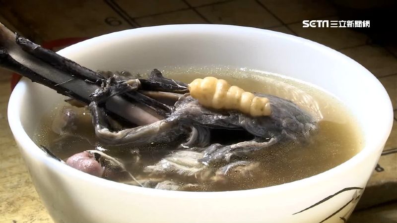 雞湯驚見蟲蛹？中醫師揭密：可食蔬菜