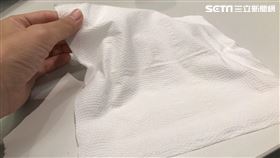 衛生紙壓花只為裝飾？專家曝三大功能：沒它不能擦屁股（記者郭奕均攝影）
