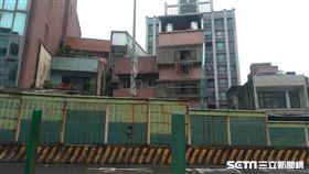 攔腰煞。（圖／記者陳韋帆攝影）