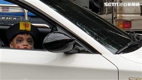 工作時驚見可愛小殭屍萌翻一票社員
圖／魷魚授權提供