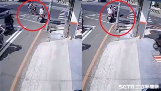 孝孫推輪椅過馬路　阿嬤彈飛正面著地