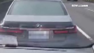 救護車急送昏迷阿嬤！轎車擋道5分鐘