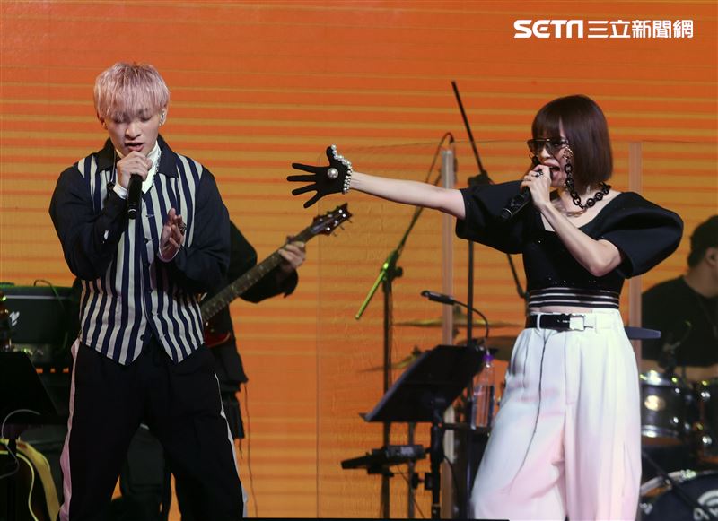 徐若瑄音樂分享會嘉賓熊仔、NU zone。（記者邱榮吉/攝影）