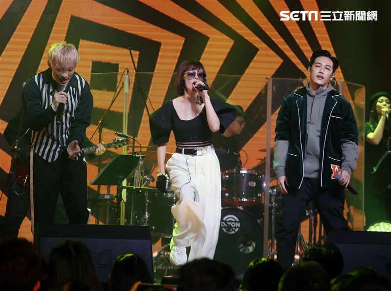 徐若瑄音樂分享會嘉賓熊仔、NU zone。（記者邱榮吉/攝影）