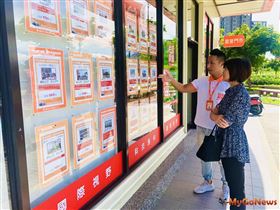 根據台灣房屋內部成交資料統計顯示，近3年購屋座向的變化，帝王座向-「座北朝南」減少4個百分點。（圖／台灣房屋）