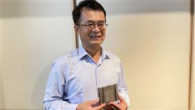 安力跨入遊戲機散熱產品散熱關鍵零件供應商安力-KY董事長許振焜27日受訪表示，安力今年新增家用遊戲機產品線，日系和美系客戶都有，預期明年遊戲機營收占比將達兩位數百分比。中央社記者吳家豪攝 109年10月27日