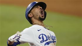 ▲貝茲（Mookie Betts）8局下敲出陽春砲。（圖／美聯社／達志影像）