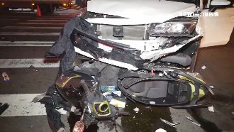 同路口半個月3撞　閃燈騎士彈飛哀號