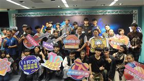 中山堂青春廣場競藝秀  為年輕人搭建表演舞台由台中市文化局舉辦的「第2屆中山堂青春廣場競藝LIVE秀」活動，將於11月7日在台中市中山堂戶外廣場進行決賽，主辦單位28日舉辦宣傳活動暖身。中央社記者郝雪卿攝  109年10月28日