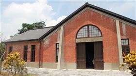 台南山上花園水道博物館  獲文化資產保存獎由國定古蹟原台南水道整建的台南山上花園水道博物館，開館1年多已吸引超過70萬人次遊客，並獲得第5屆文化資產保存獎。中央社記者楊思瑞攝  109年10月28日