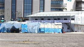 M109自走砲車 匿蹤建築工地國軍戰備週操演展開，演練重點為戰力保存，一輛M109自走砲車匿蹤在桃園青埔一帶建築工地。中央社記者游凱翔攝　109年10月28日