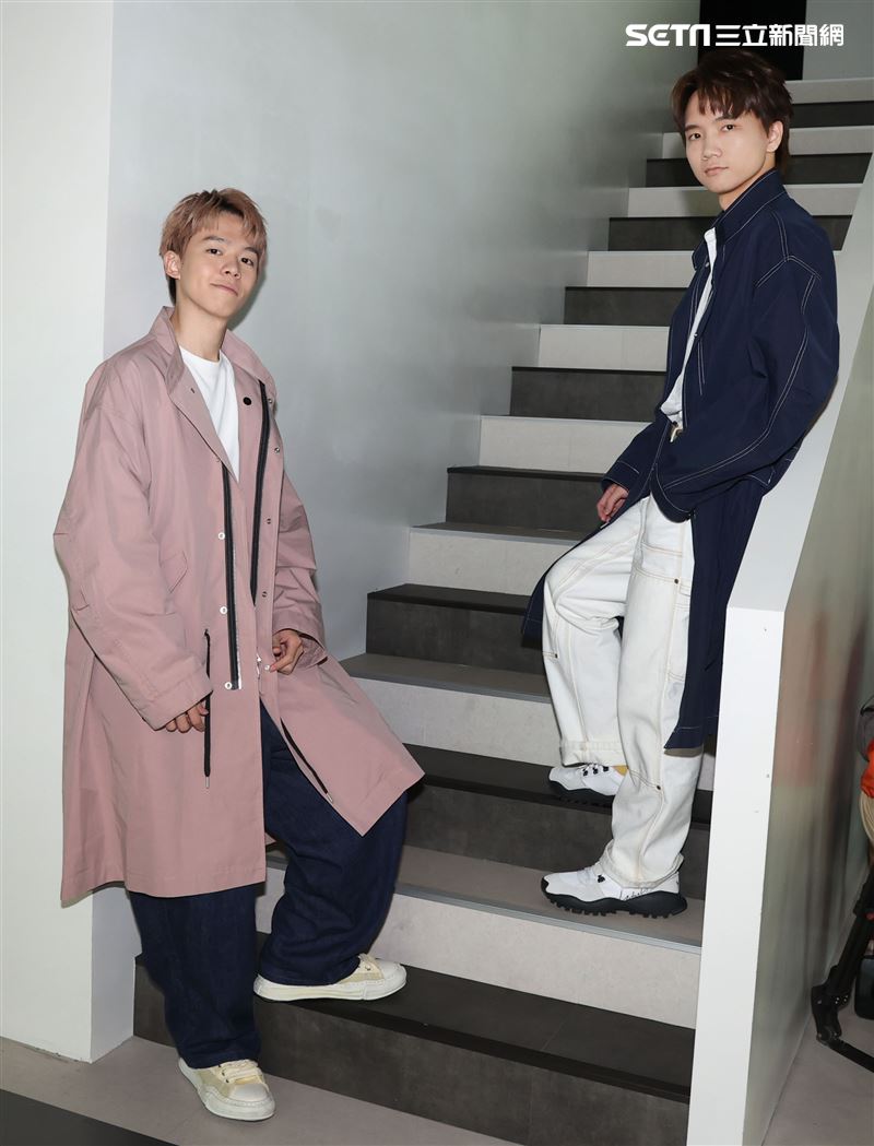 黃氏兄弟三立新聞網專訪。（記者邱榮吉/攝影）