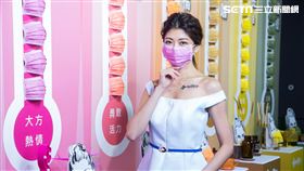 脱魯粉、忙day藍、嘿嘿黑…美德醫療推14款彩色口罩（圖／品牌提供）