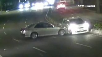 疑為5萬暴力討債　男街頭飛車堵人