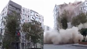 直擊愛琴海強震大樓秒垮、直播主驚逃（圖／翻攝自推特）