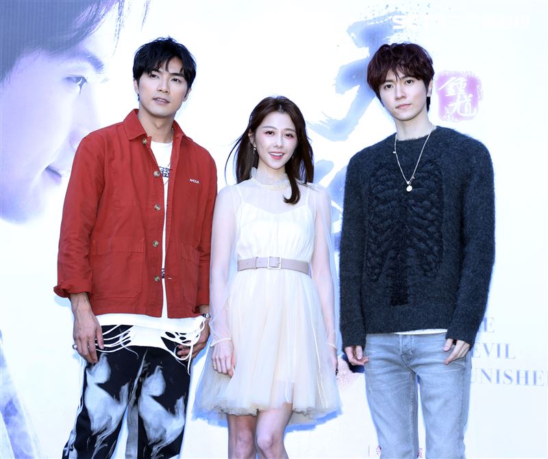 賀軍翔、邵雨薇、陳璽安出席「天巡者」見面會。（記者邱榮吉/攝影）