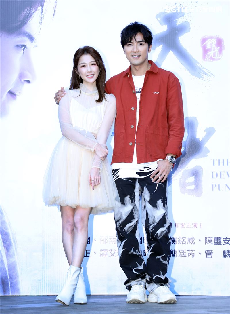 賀軍翔、邵雨薇出席「天巡者」見面會。（記者邱榮吉/攝影）