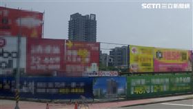 房市,廣告。（圖／記者陳韋帆攝影）