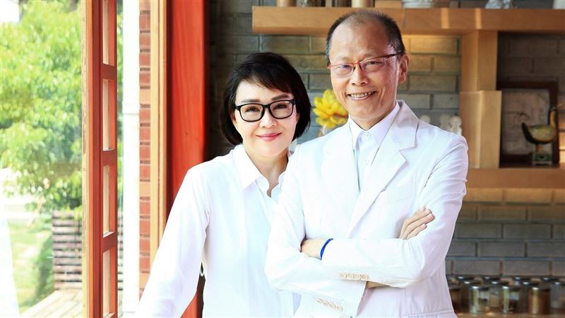 張毅病逝！愛妻：雙臂已無可打針之處