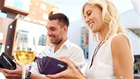 婚戀交友,APP,SweetRing,戀情,戀愛,約會,潛規則,AA制,好人卡