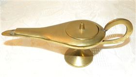 阿拉丁神燈（示意圖／Pixabay）