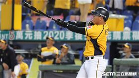 ▲中信兄弟外野手陳子豪台灣大賽第1戰代打，第2戰獲得先發機會。（圖／記者劉彥池攝影）