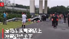 中國,廣西,南寧,BMW,車禍,酒駕（圖／翻攝自微博）