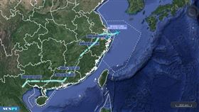 美軍機「飛越中國領空」抵日本　機上重量級人物曝光！（圖／翻攝自SCS Probing Initiative）