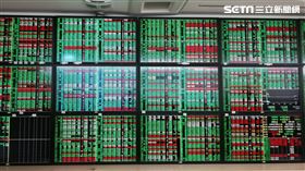 台股　股市　股票　開盤　證券行　號子（圖／記者戴玉翔攝影）