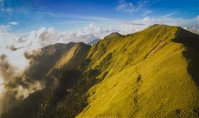 合歡山 雲瀑(圖/STEVEN HUANG授權使用)