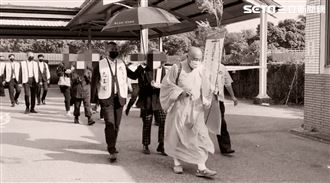 閨密淚「不痛了」⋯3聖筊速離傷心地