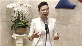 經濟部長王美花說明淘寶台灣案經濟部長王美花15日表示，淘寶台灣在8月被裁罰後，曾向投審會詢問，但未具體說明如何修正；目前也沒有其他類似案子在審查中。中央社記者梁珮綺攝　109年10月15日