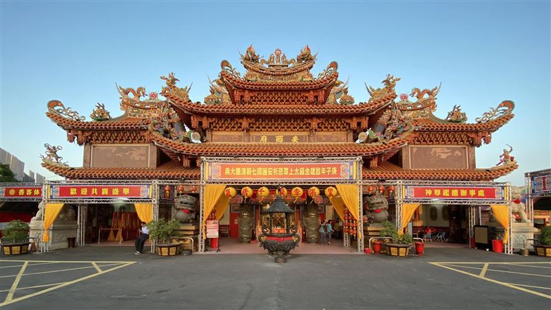 台西五條港安西府建醮遶境