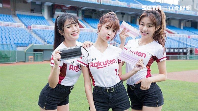 樂天女孩唇香版口罩　今晚9點開搶
