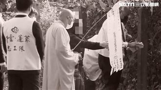 淚崩！棄屍地招魂　母隔空伸手抱愛女