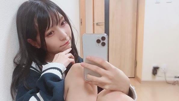 女星自拍下身失蹤　神秘地帶險失守