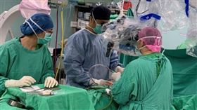 60歲婦腳麻、無力原因不單純　就醫赫見「4公分大腫瘤」(南投醫院提供)