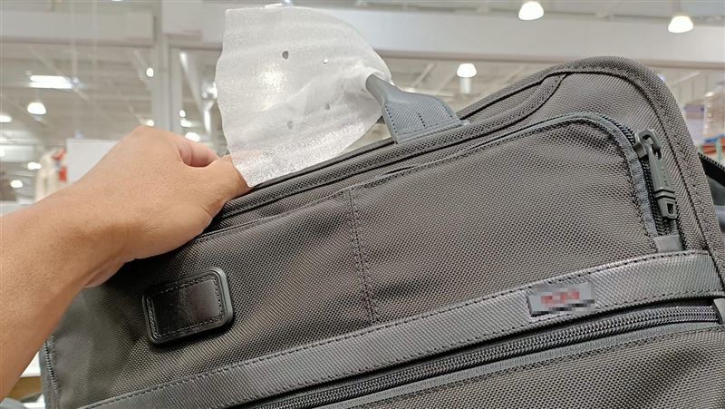 好市多筆電包破萬　他嗆能防彈被洗臉