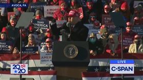 川普造勢酸爆詹皇！支持群眾怒：爛爆
NBA,川普,美國總統大選,LeBron James,國歌,單膝下跪
翻攝自推特