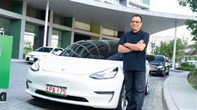 LINE TAXI推出TaxiGo多元化計程車司機的「保障周薪實拿2萬元」的活動方案。（圖／翻攝自LINE TAXI官網）