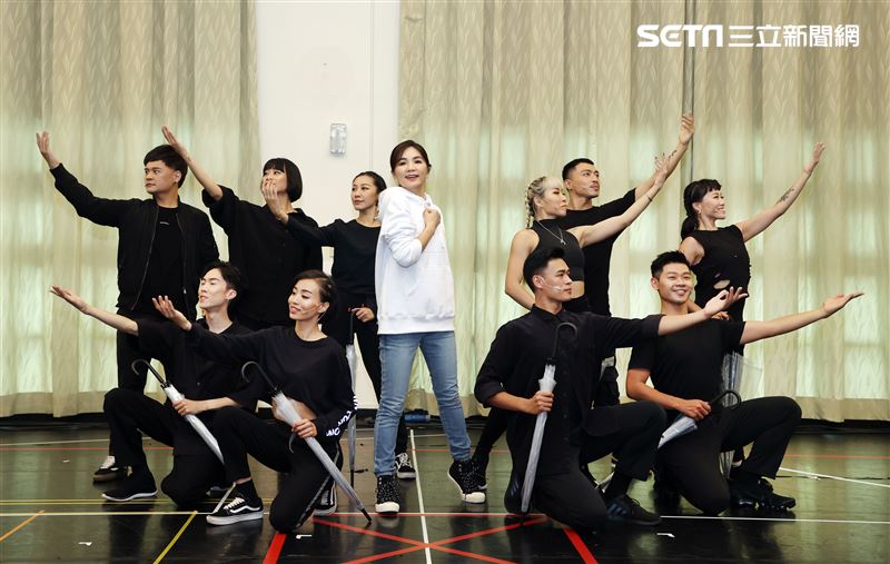 ELLA陳嘉樺首場巡迴演「艾拉秀」倒數開演彩排。（記者邱榮吉/攝影）