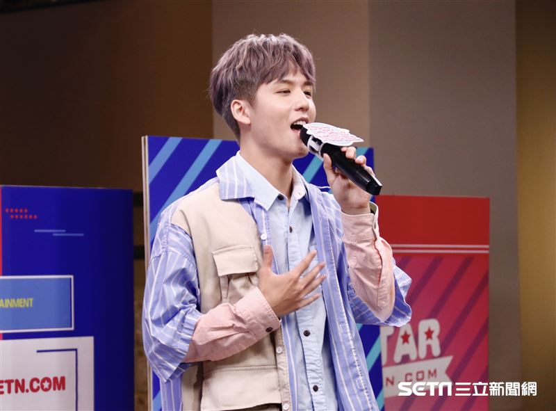 許凱皓與莊凌芸安安大明星。（圖／記者林聖凱攝影）