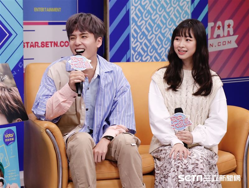 許凱皓與莊凌芸安安大明星。（圖／記者林聖凱攝影）