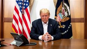 3日是美國總統大選投票日，總統川普（圖）全國民調大幅落後競選對手拜登；在關鍵搖擺州支持度雖追近，但選前游離票所剩無幾，翻盤難度比4年前更高。（圖取自The White House flickr網頁，版權屬公有領域）