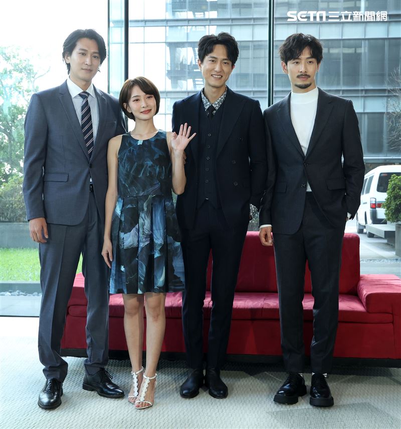 邵翔、李亦捷、邱昊奇、管麟「廢財闖天關」卡司發佈會。（記者邱榮吉/攝影）