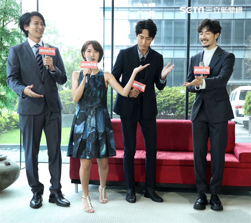 邵翔、李亦捷、邱昊奇、管麟「廢財闖天關」卡司發佈會。（記者邱榮吉/攝影）