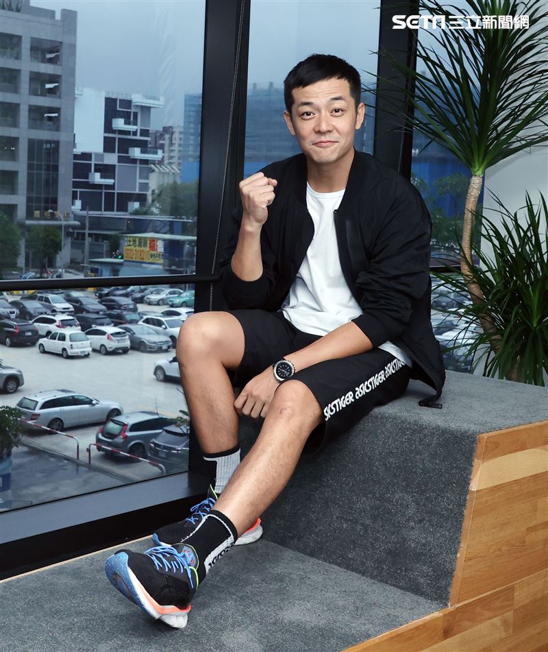 姚元浩三立新聞網專訪。（記者邱榮吉/攝影）