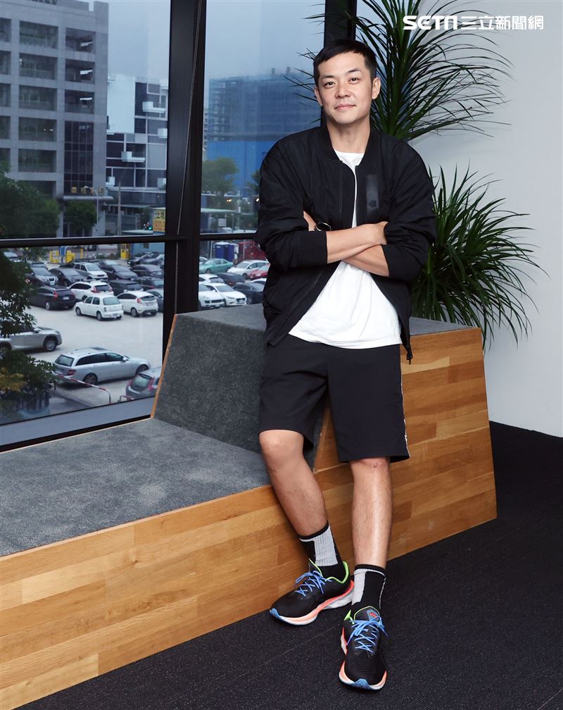 姚元浩三立新聞網專訪。（記者邱榮吉/攝影）