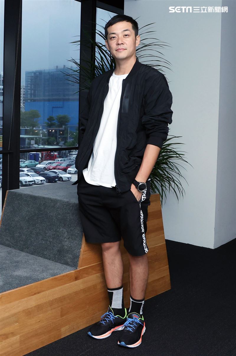 姚元浩三立新聞網專訪。（記者邱榮吉/攝影）