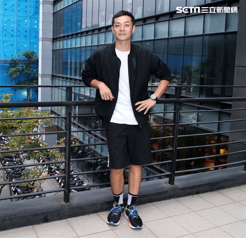 姚元浩三立新聞網專訪。（記者邱榮吉/攝影）